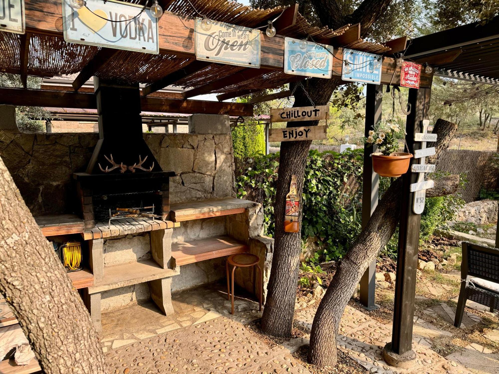 Desconexion Y Paz, Cabana En La Sierra Albalate De Zorita Eksteriør bilde